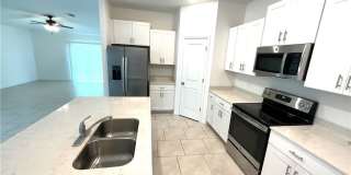12245 Savanna Lakes Boulevard Gallery 5