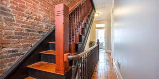 Stunning South Side 3BR - Skyline Views, Master Suite & Finished 3rd Floor Gallery 14
