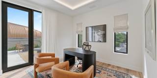 214 28th Street Gallery 42