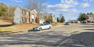 2958 MYRTLEWOOD Drive unit: 4 Gallery 1