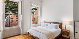 1714 SPRUCE Street Gallery 30