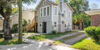 3-Bedroom, 2 Bathroom Home with Fenced Yard – Pet-Friendly! Near Daffin Park! Gallery 1