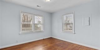 2932 Mars Street Gallery 25