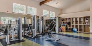 Lakewood Flats Gallery 27