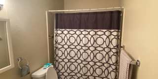 Cute 3 Bedroom Fourplex on Sunny Lane Gallery 8