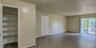 Westbridge Apartments Gallery 13