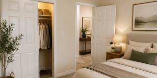For Rent – Beautiful 2 Bedroom / 1 Bathroom Condo with Attached Garage ! Gallery 4