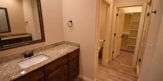 Stunning Fully Furnished Home in the Heart of Fayetteville! Gallery 18