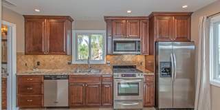 Upgraded 1 Bedroom, 1 Bath ADU!! Gallery 4
