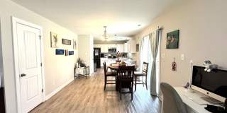 Beautiful Home! Convenient to Camp Lejeune! Gallery 10