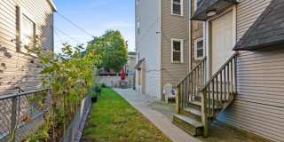 2520 W Belle Plaine Ave Gallery 9