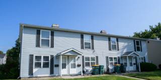 2 bedroom / 1.5 bathroom Townhome for rent in Valparaiso Gallery 1
