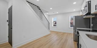 1911 W HUNTING PARK Avenue Gallery 4