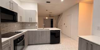 2078 Madeira Dr Gallery 8