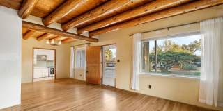 Classic Stamm Home in Casa Alegre Gallery 10