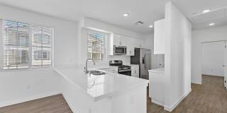 Levante Apartments Homes Gallery 12
