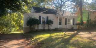 Charming 2 bedroom, 1 bathroom Home Located in the Desirable Greenville, SC Area! Gallery 1