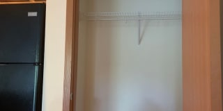 One bed, one bath upper with attached garage Gallery 3
