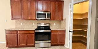 1/2 Off 1st Months Rent!  Viewable Now!  Price Drop! Gallery 23