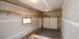 Spacious 2-Bedroom Townhome with Attached Garage in Brandon! Spacious 2-Bedroom Townhome with Attached Garage in Brandon! Gallery 30