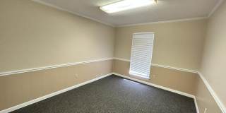 638 N Ferdon Boulevard Gallery 13