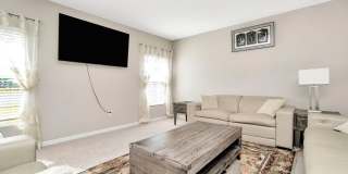 Spacious 5BR House in Riverview Gallery 12
