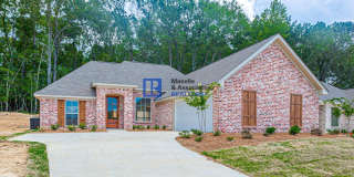 3 Bed/2 Bath Home in Silver Ridge Gallery 1