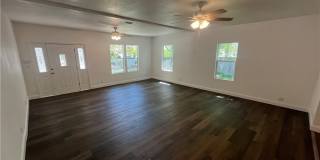 115 Hickman Street Gallery 6