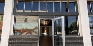 215 N Pearl Street Gallery 1