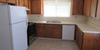 1025 Perdew Apt C Gallery 3