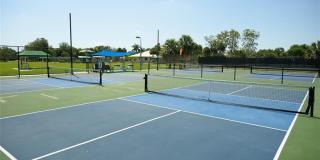 2225 SW Creekside Drive Gallery 52