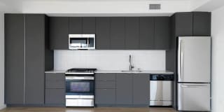 1048 Manzanita Gallery 13