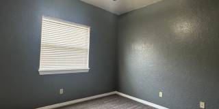 4413 NW Wolf Creek Blvd - HOT NEW LISTING! Gallery 14