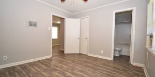 Bulldog Crossing Gallery 27