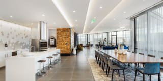 Ora Gallery 32