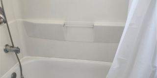 2700 BASSWOOD Avenue Gallery 9