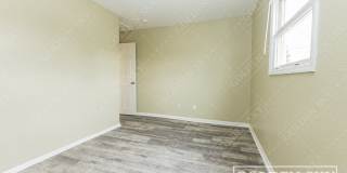 2109 South Hoyt Avenue Gallery 3