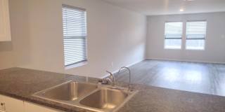 Charming 3 bedroom in Republic Creek! Gallery 10