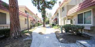 Spacious Townhome with Outdoor Space and 2-Car Garage Gallery 4