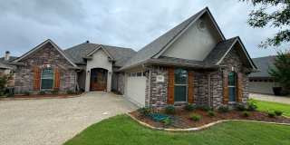 Like new.. GORGEOUS TIBURON BEAUTY.. Close to Barksdale Air Force Base. Gallery 1