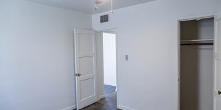 5042 East Eastland Street Gallery 2