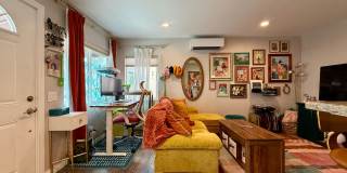 Modern Bungalow with W/D + A/C! Assigned Parking Included & 1 Garage Storage! Gallery 15