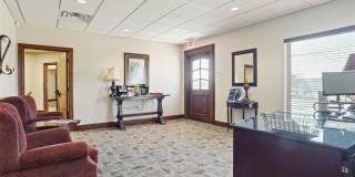 809 Woodrow Wilson Ray Circle Gallery 17
