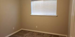 Beautiful 6 Bed 3 bath in Springville!! Gallery 28