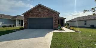 Spacious Well Maintained Single Story 2 Bedroom plus 1 Den, 2 Bathrooms Home for Rent in desired 55+ Sun City Community Gallery 1
