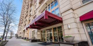 Sun-Drenched 1BR Condo with Rooftop Pool & Parking in Heart of Ballston Gallery 3