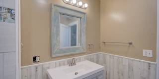 706 Frank Gallery 26