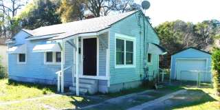 3 bedroom house near downtown Jacksonville with Master suite and Separate Garage Gallery 1