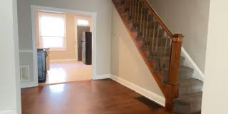 Lovely Two Bedroom!!! Gallery 5