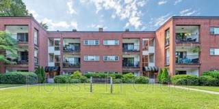 30 Edgemont Rd Gallery 1